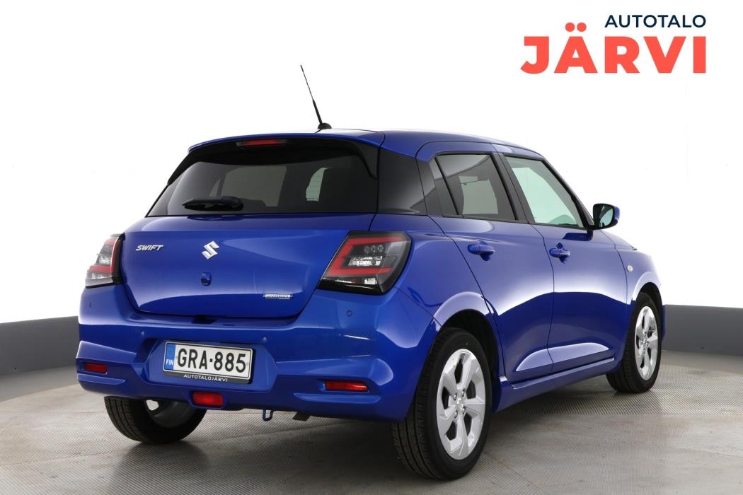 SUZUKI Swift 2025