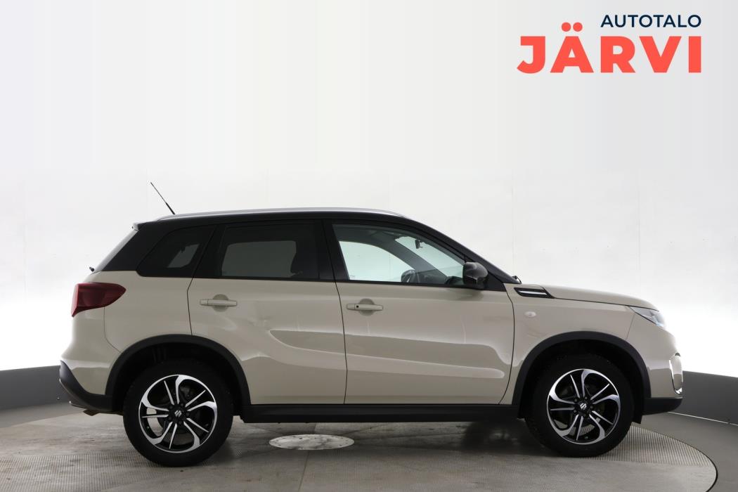 SUZUKI Vitara 2022