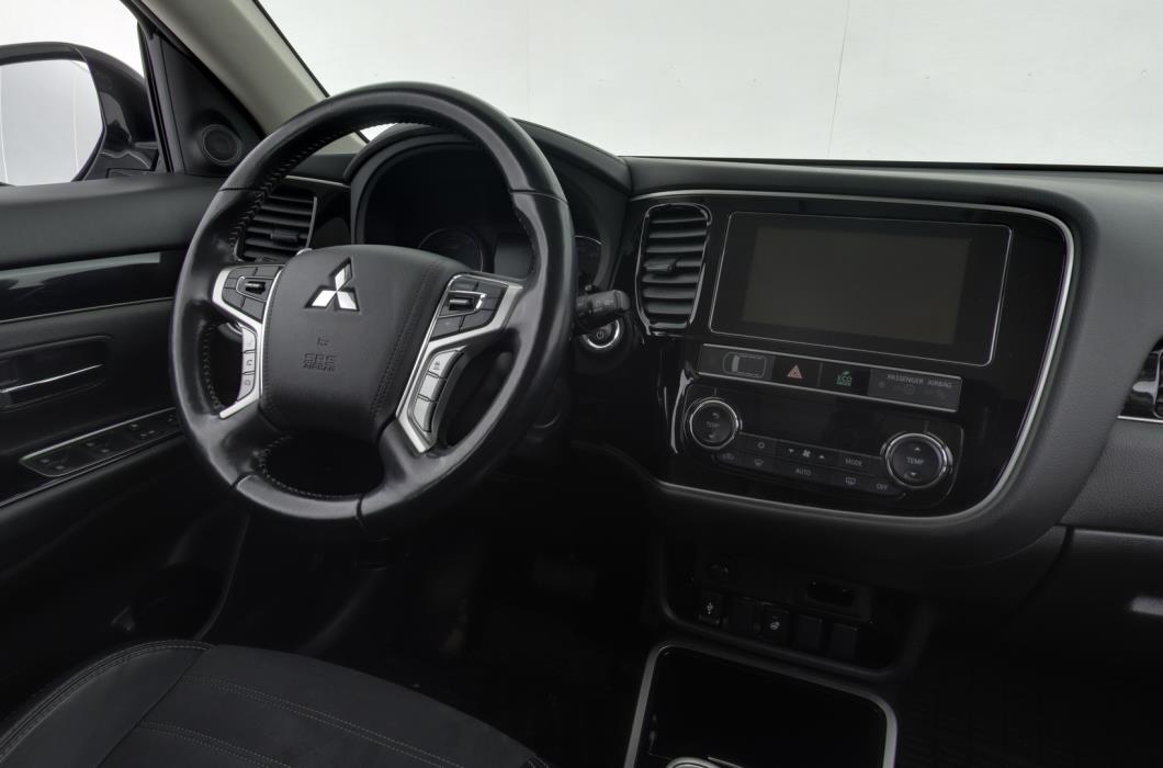 MITSUBISHI Outlander 2019