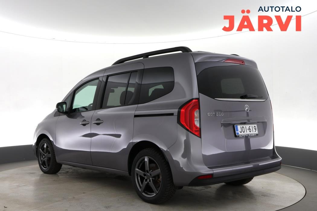 MERCEDES-BENZ EQT 2023