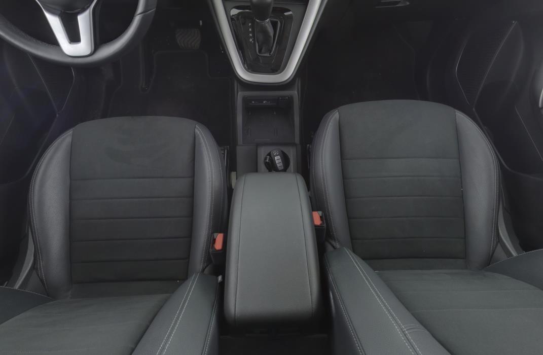 MERCEDES-BENZ EQT 2023