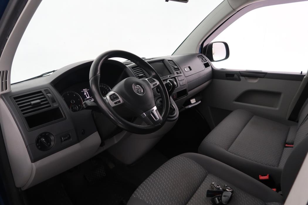 VOLKSWAGEN Transporter 2011