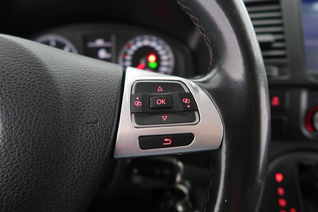 VOLKSWAGEN Transporter 2011