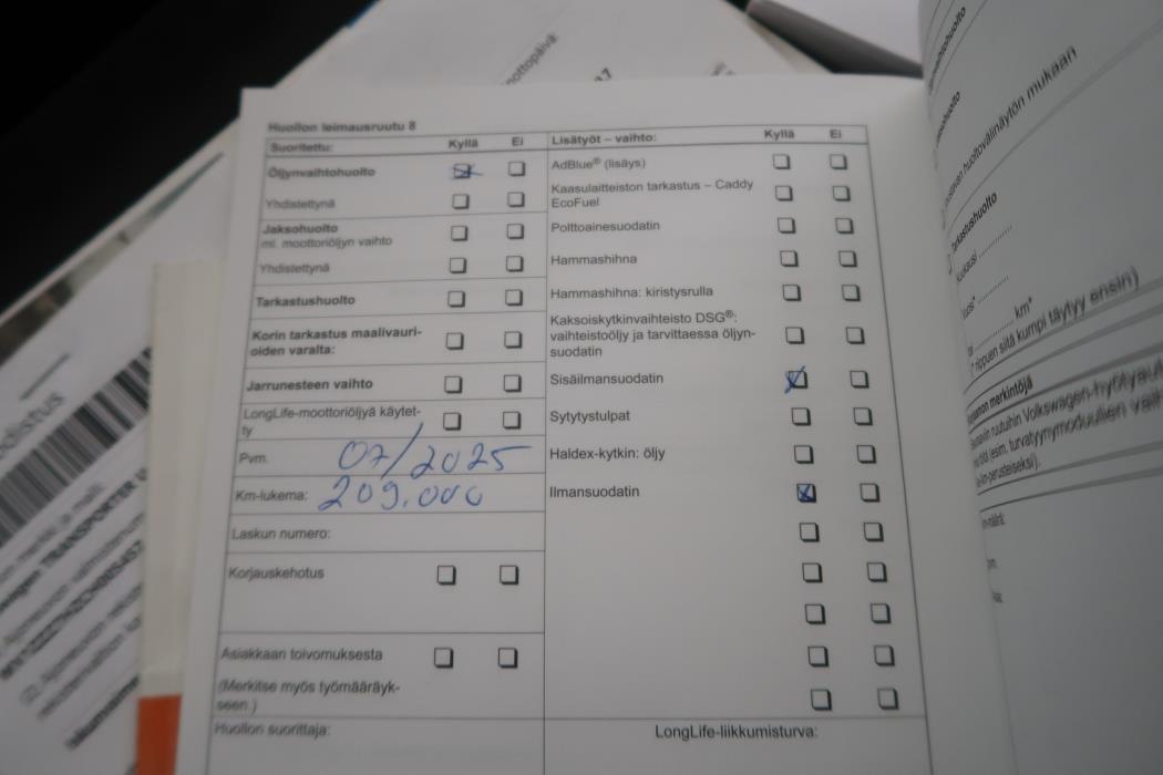 VOLKSWAGEN Transporter 2011