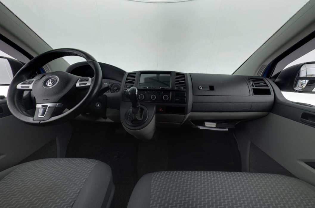 VOLKSWAGEN Transporter 2011