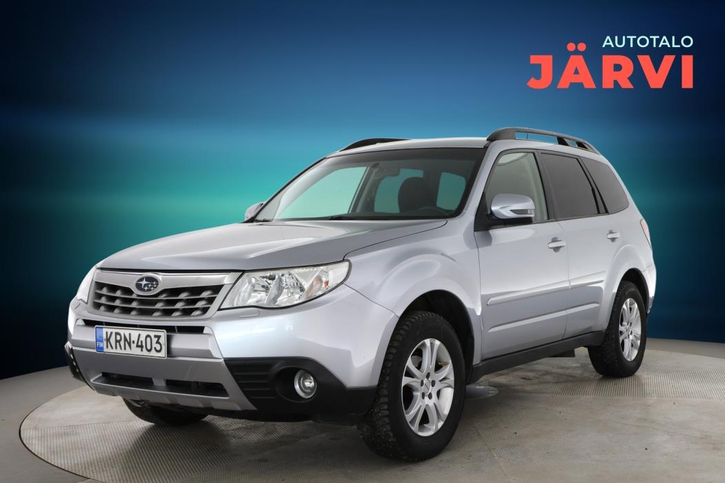 SUBARU Forester 2012