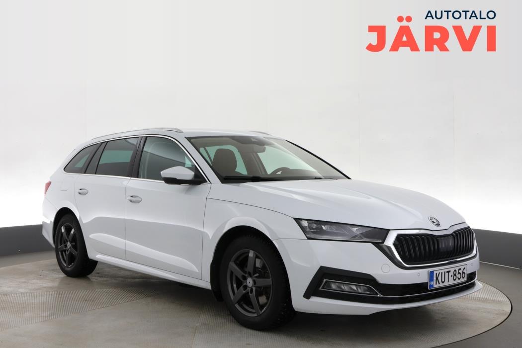 SKODA Octavia 2023