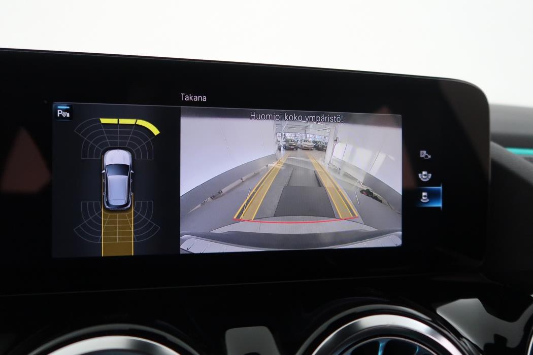 MERCEDES-BENZ EQA 2023