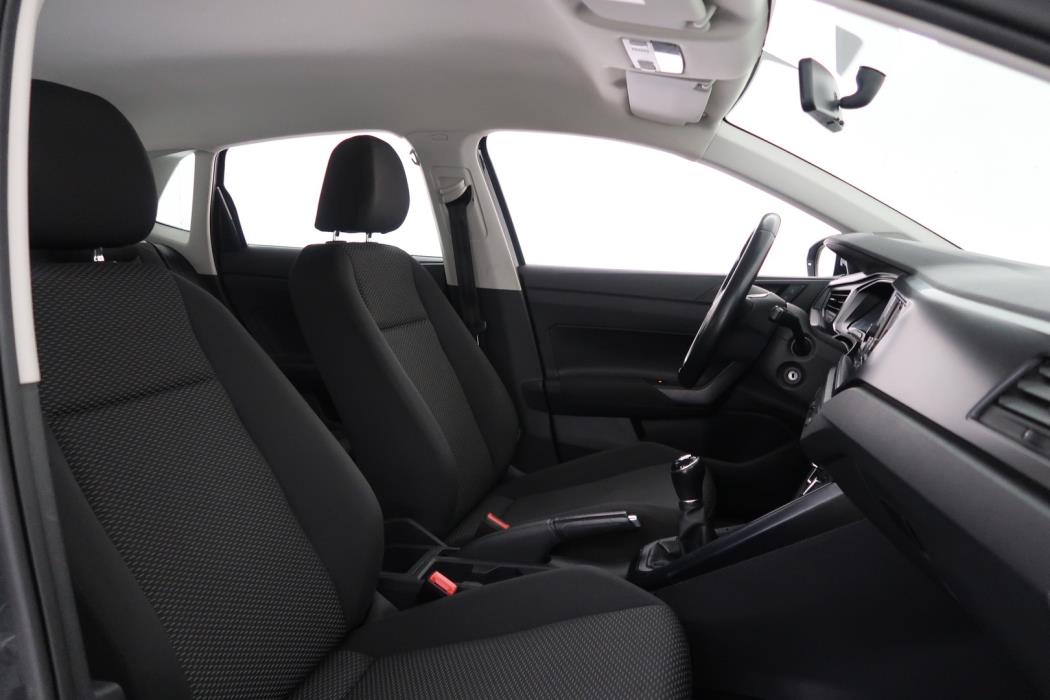 VOLKSWAGEN Polo 2020