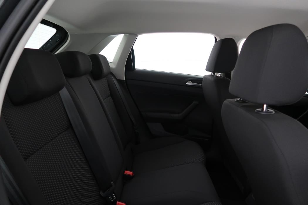 VOLKSWAGEN Polo 2020