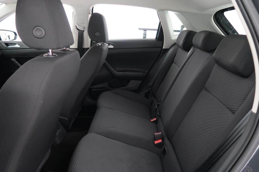 VOLKSWAGEN Polo 2020