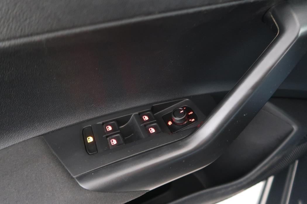 VOLKSWAGEN Polo 2020