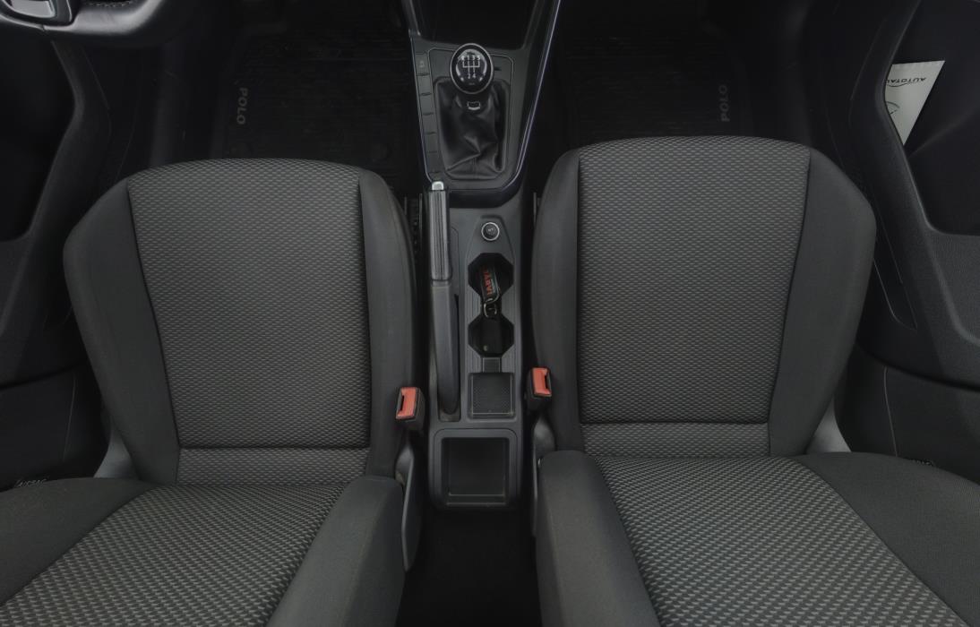 VOLKSWAGEN Polo 2020