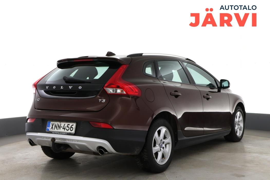 VOLVO V40 Cross Country 2015