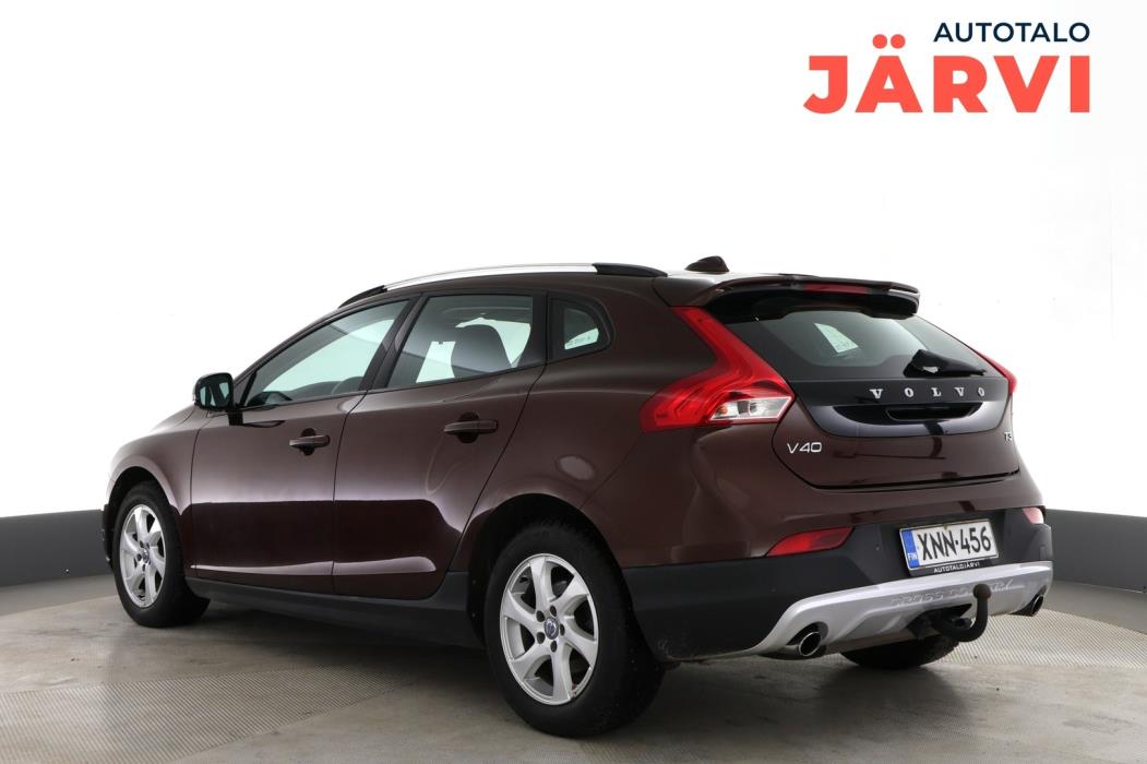 VOLVO V40 Cross Country 2015