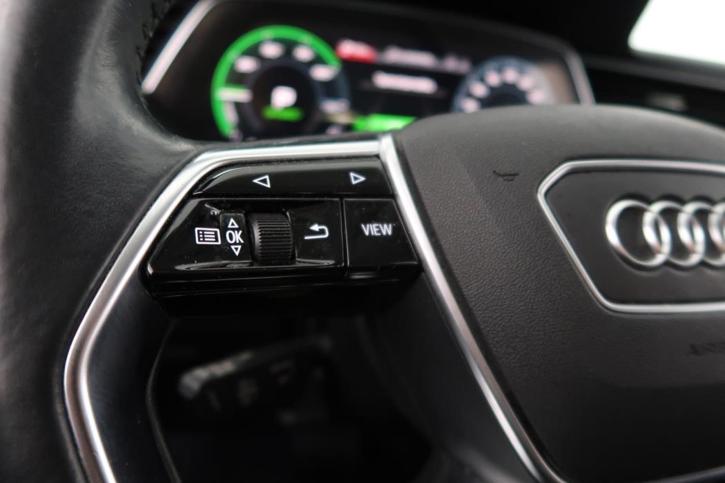 AUDI e-tron 2020