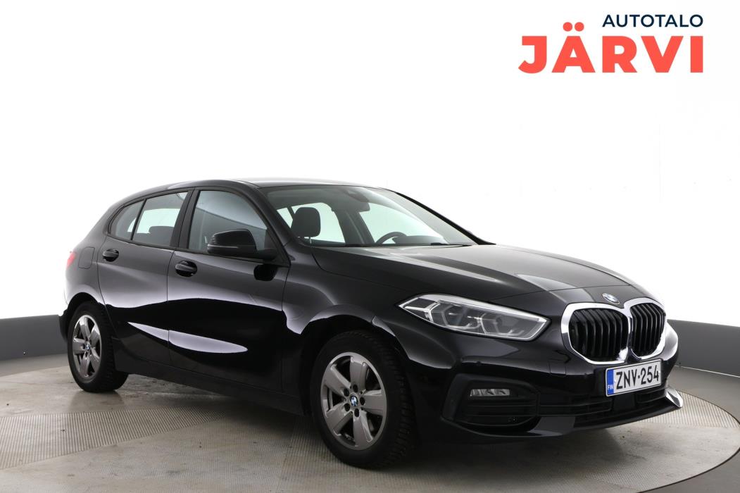 BMW 118 2022