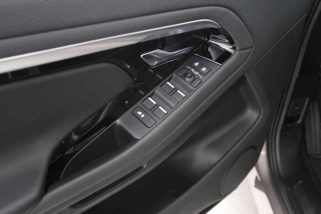 LAND ROVER Range Rover Evoque 2024