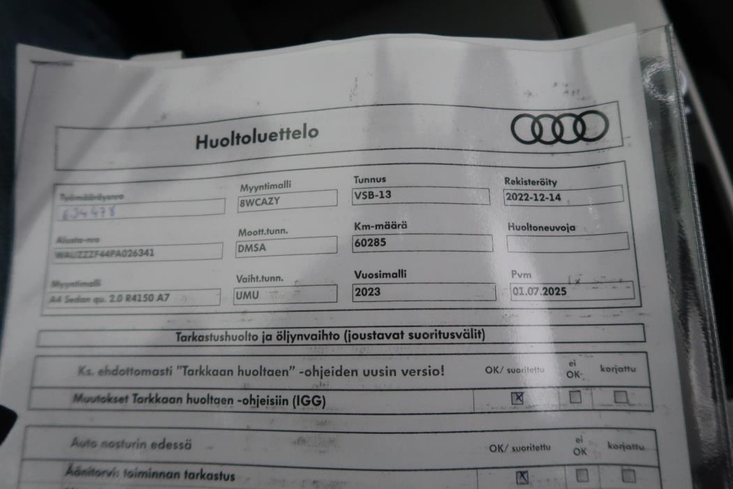 AUDI A4 2023