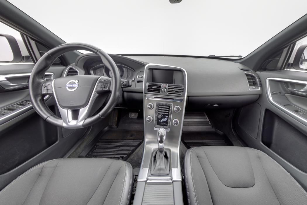 VOLVO XC60 2016