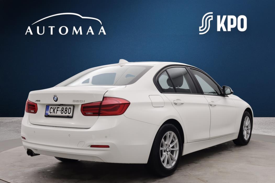 BMW 320 2015
