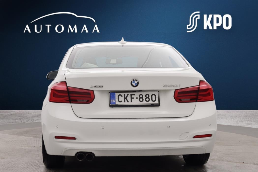 BMW 320 2015
