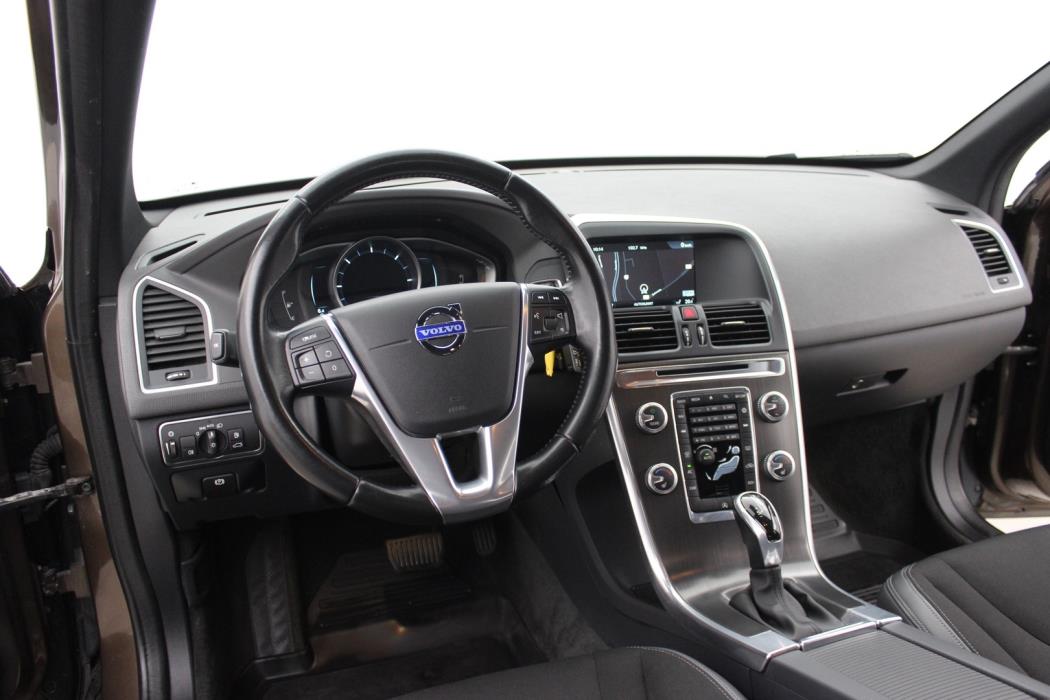 VOLVO XC60 2015