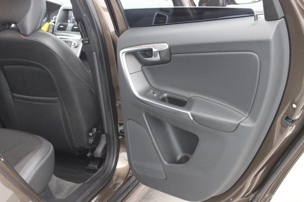 VOLVO XC60 2015