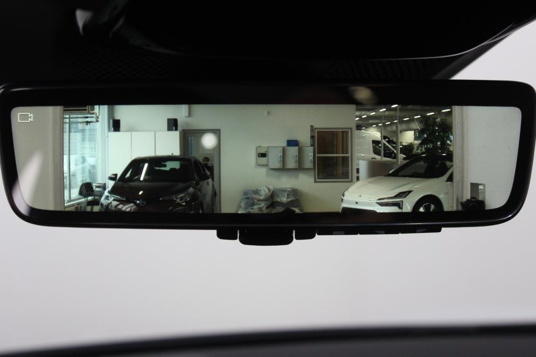 POLESTAR 4 2026