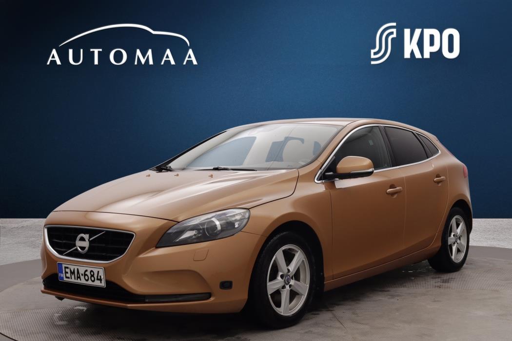 VOLVO V40 2012