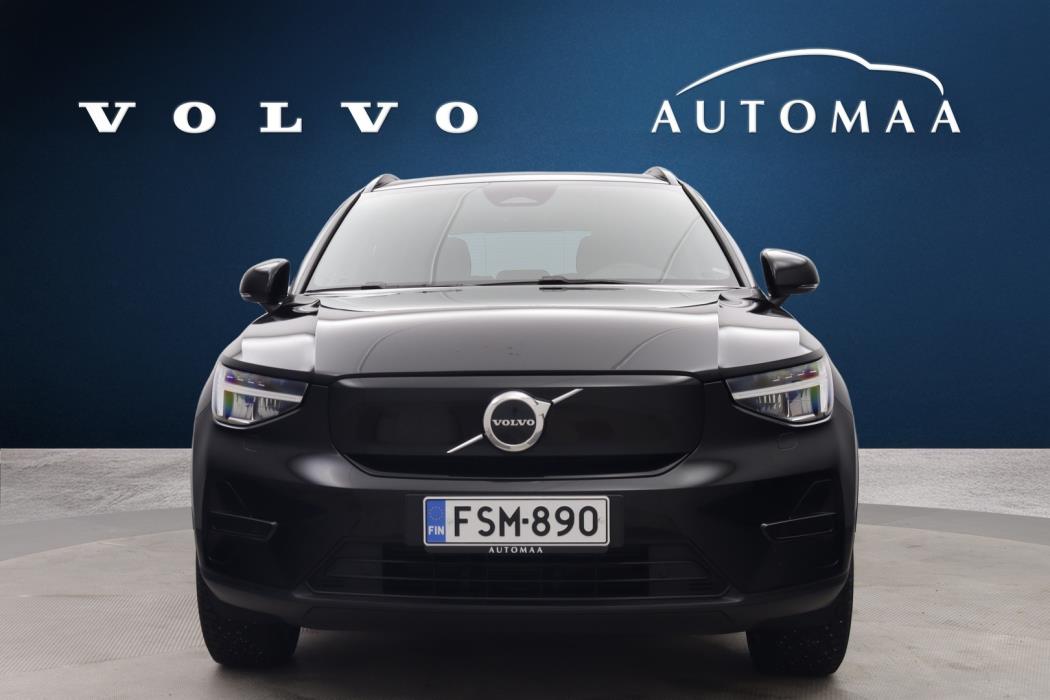 VOLVO XC40 2023