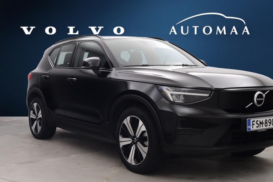 VOLVO XC40 2023