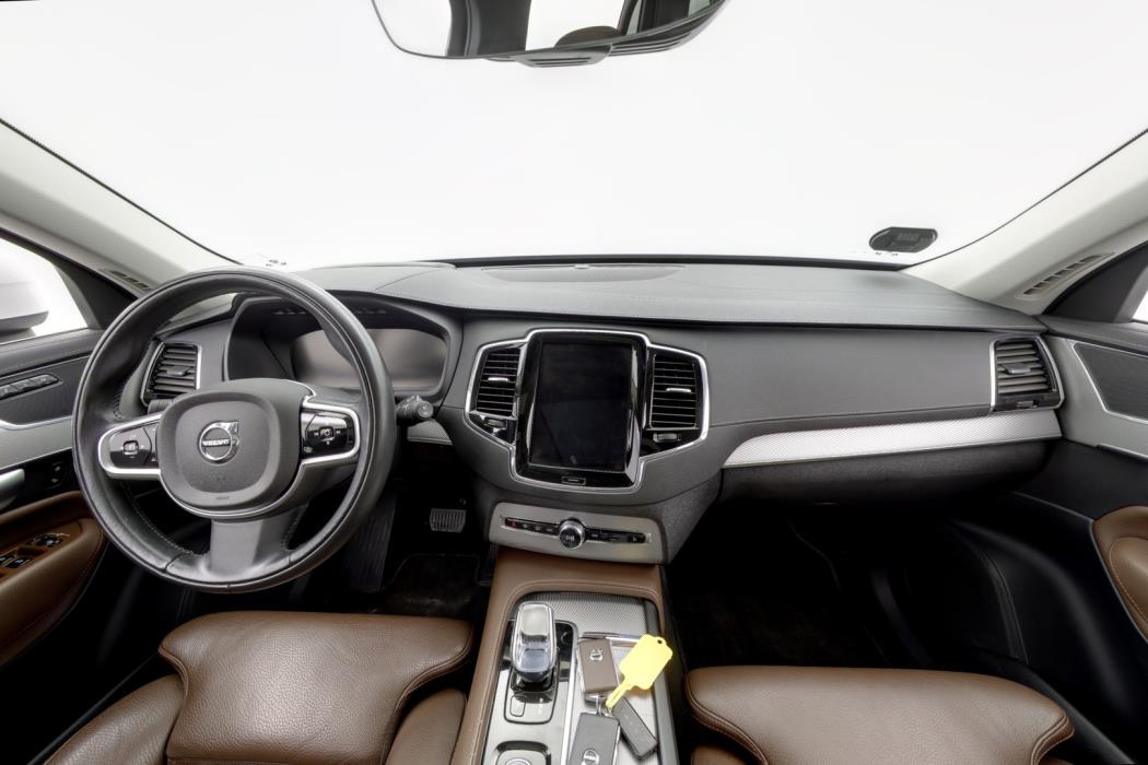 VOLVO XC90 2020