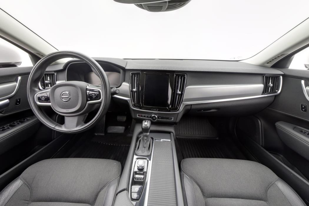 VOLVO V90 2019