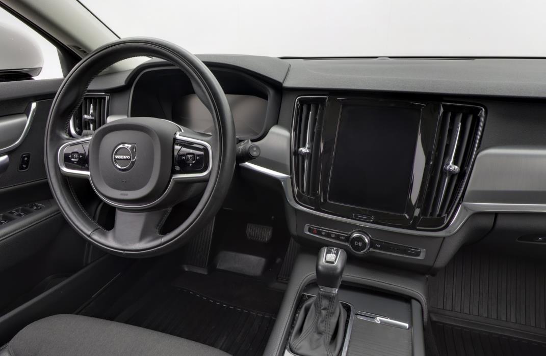 VOLVO V90 2019