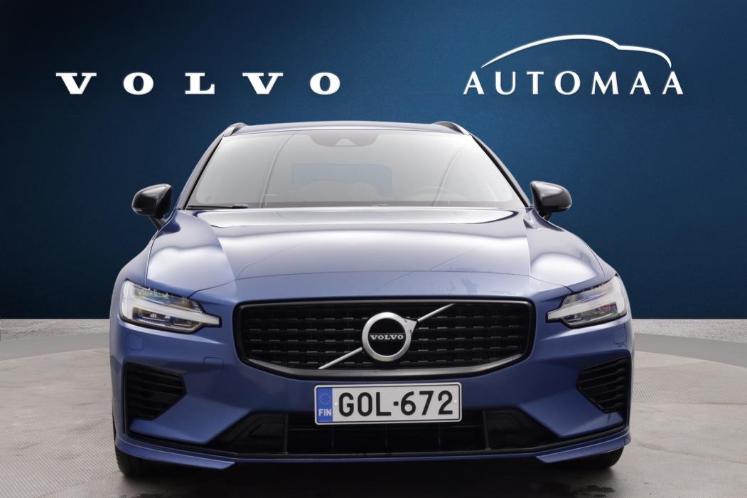 VOLVO V60 2021