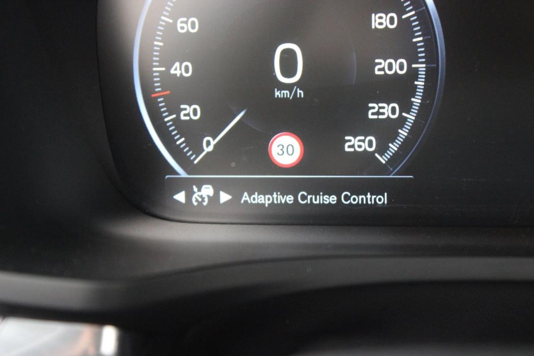 VOLVO V60 2020