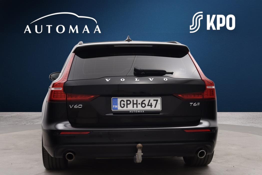 VOLVO V60 2020