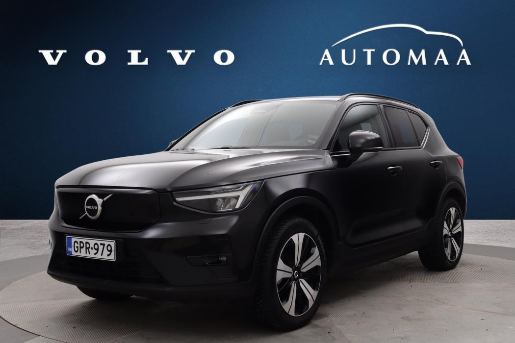 VOLVO XC40 2024