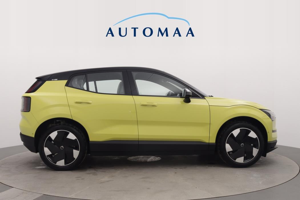 VOLVO EX30 2026