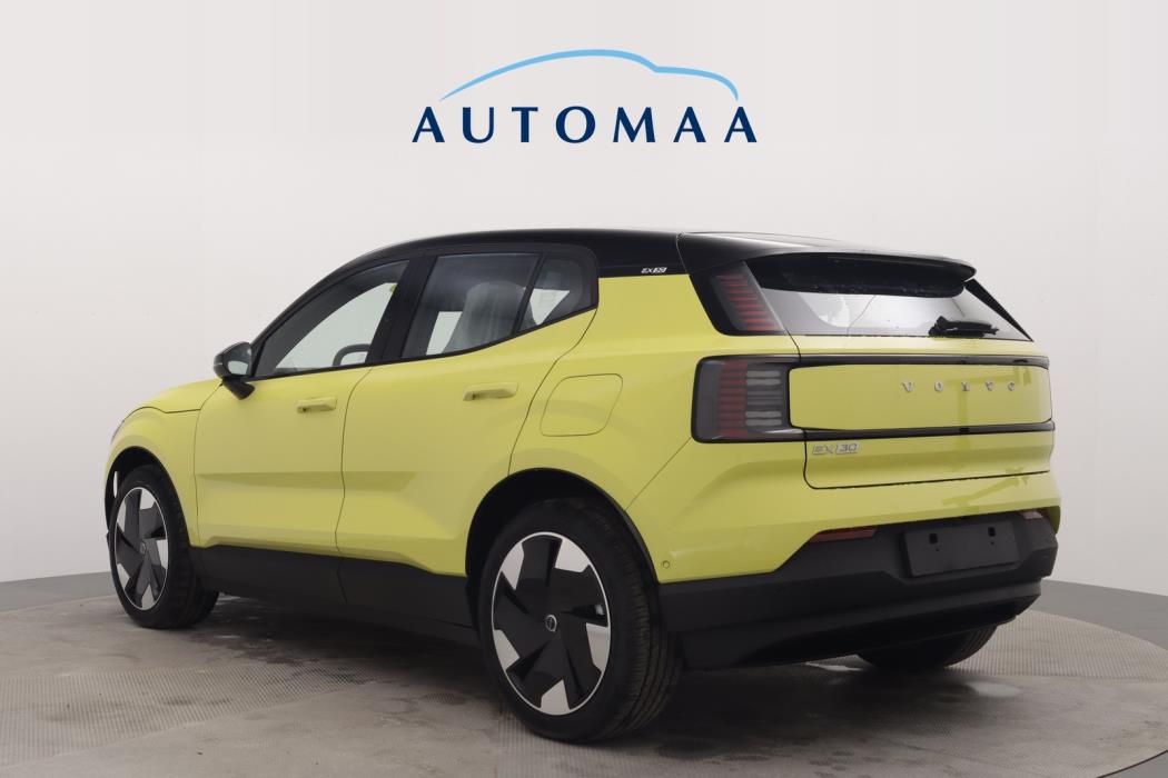 VOLVO EX30 2026