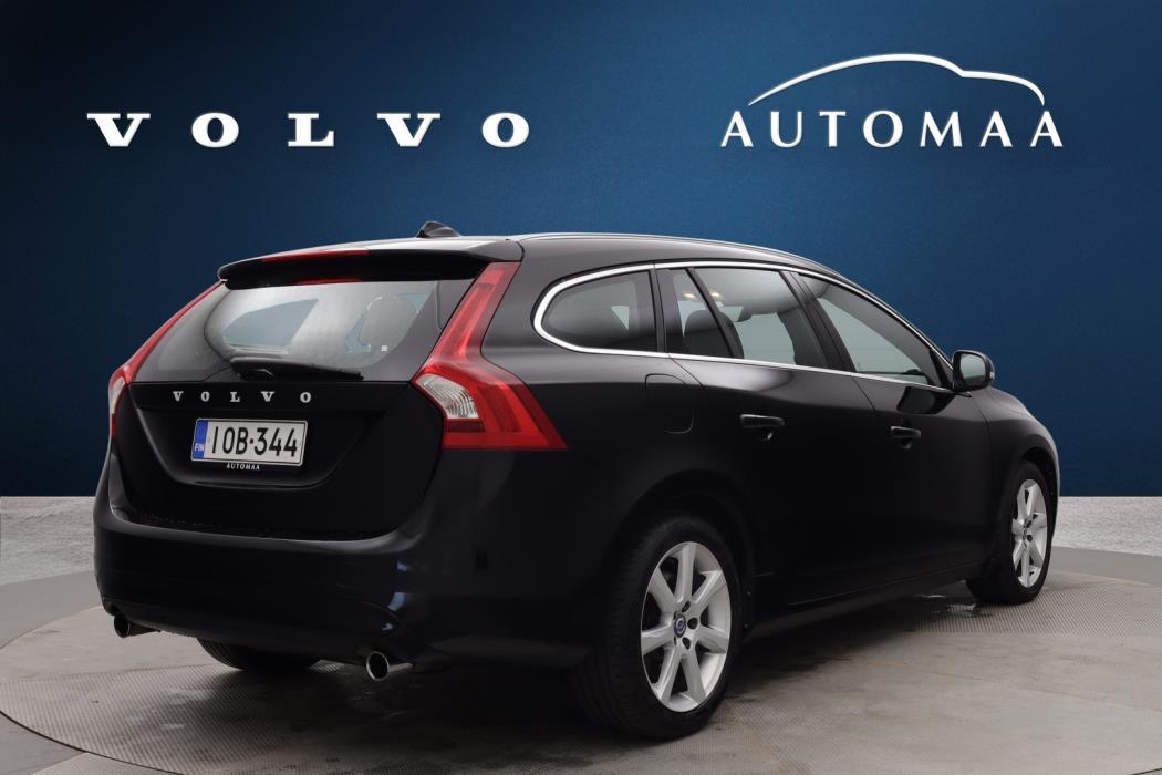 VOLVO V60 2018