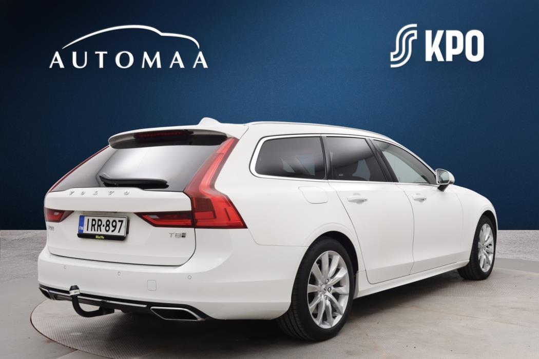 VOLVO V90 2020