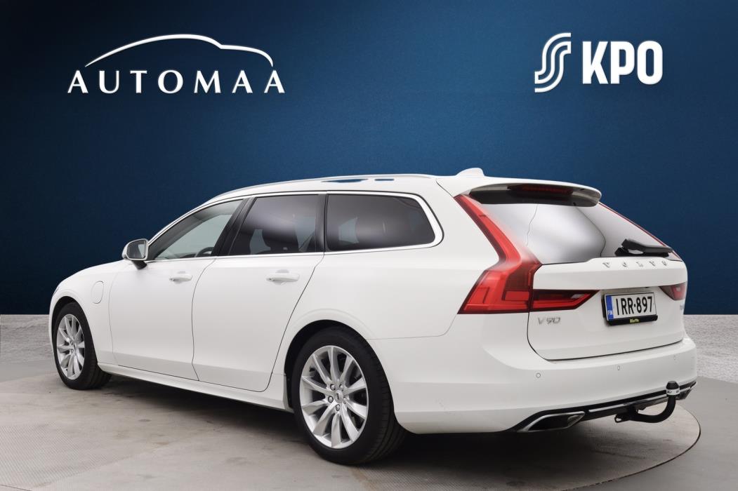 VOLVO V90 2020