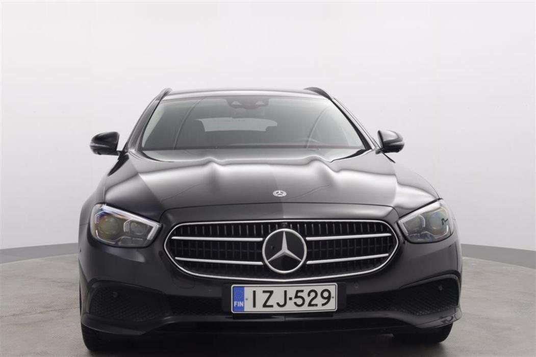 MERCEDES-BENZ E 2021