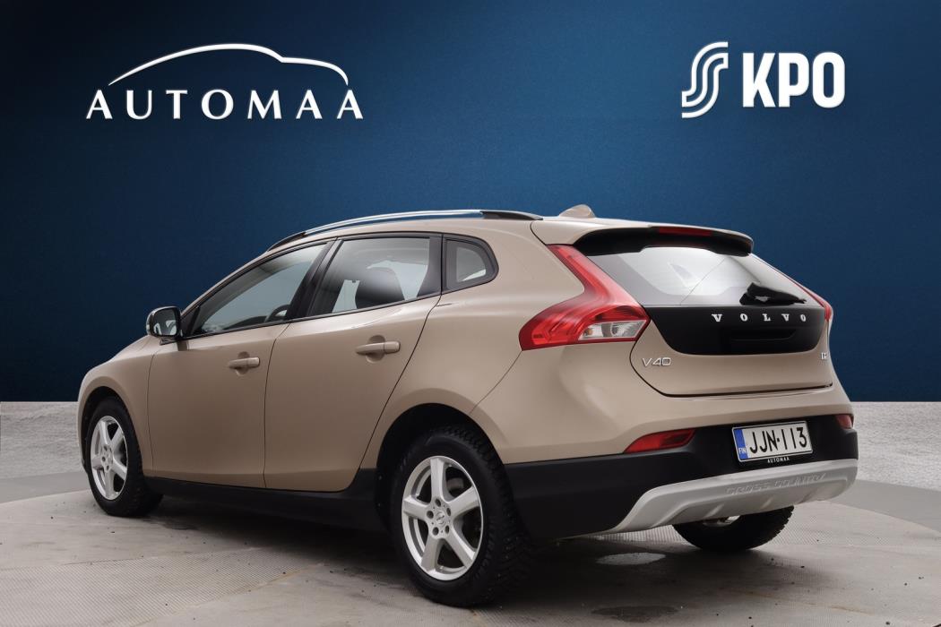 VOLVO V40 Cross Country 2014