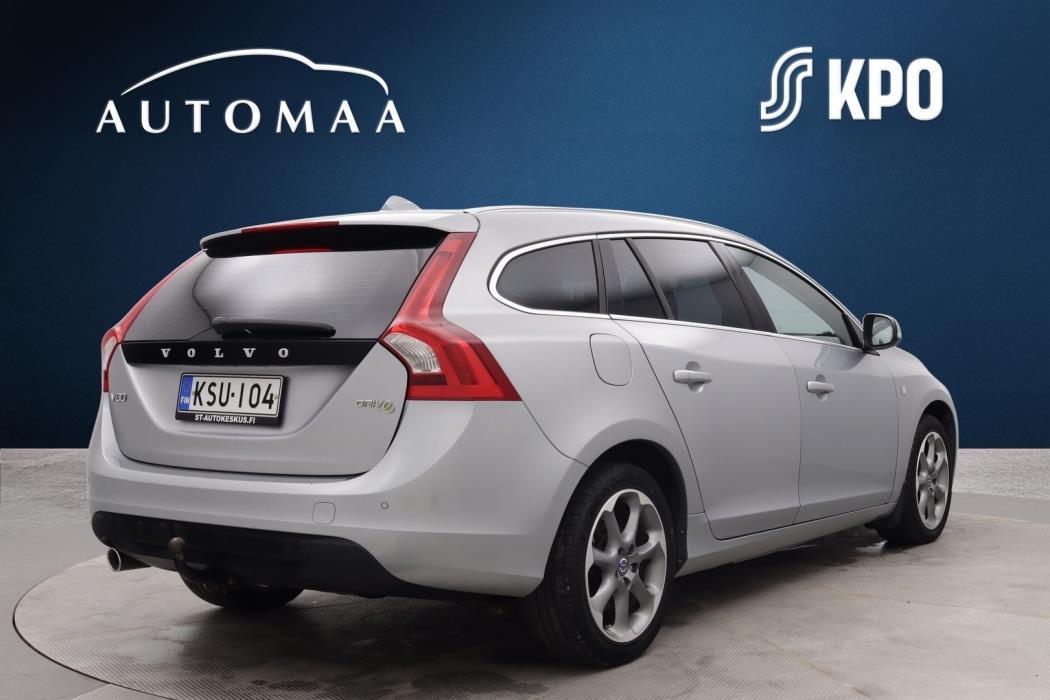 VOLVO V60 2012