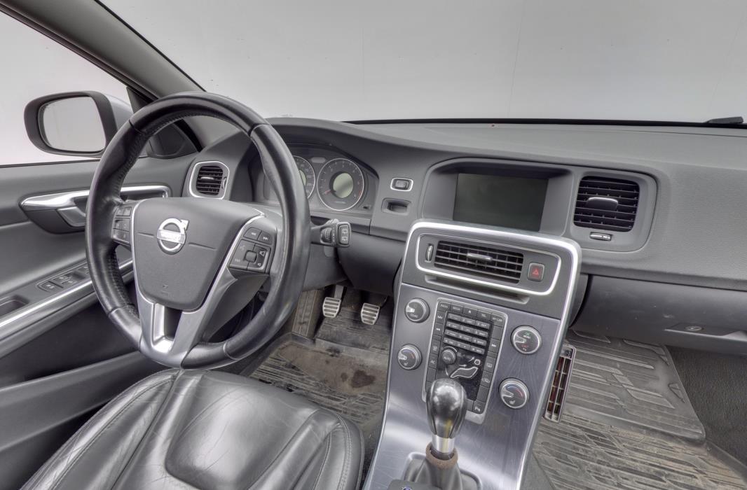 VOLVO V60 2012