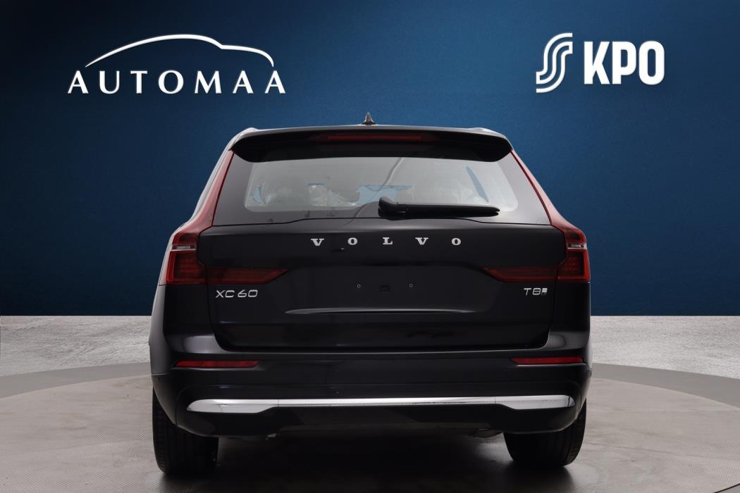 VOLVO XC60 2026