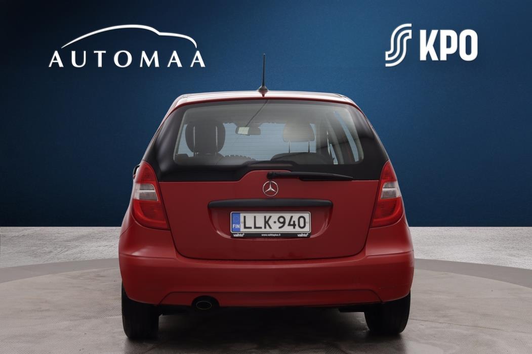 MERCEDES-BENZ A 2010